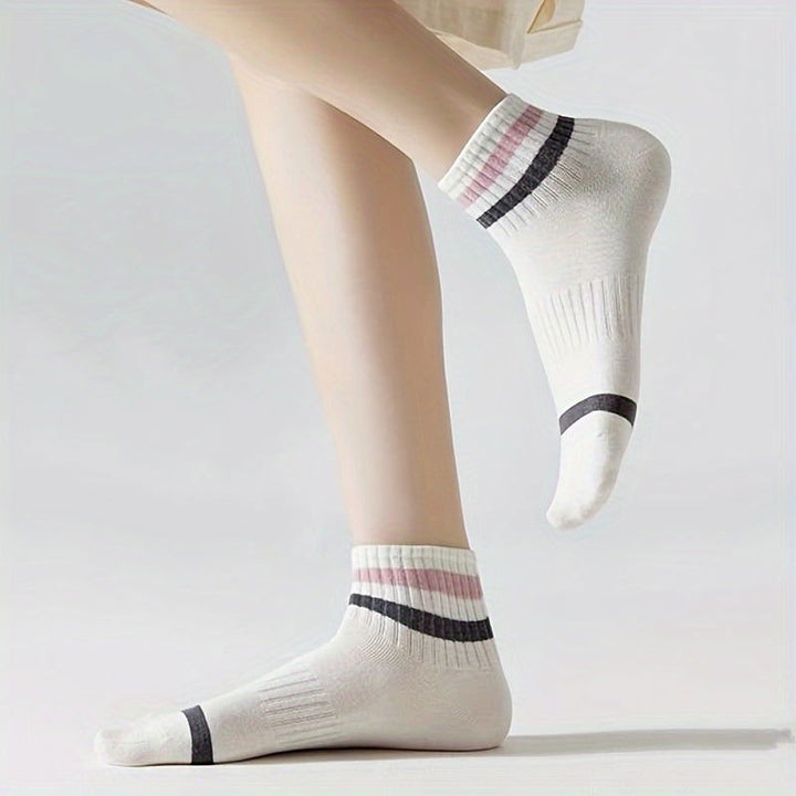 10 Pairs Cartoon Pink Lettering Round Neck Ankle Socks - SocksLtd