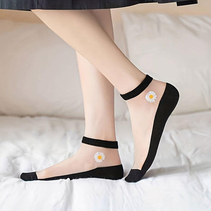 10 Pairs Daisy Pattern Thin Breathable Ankle Socks - SocksLtd
