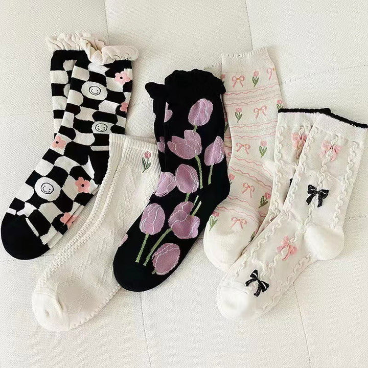 10 Pairs Versatile  alphabet Casual Crew Socks - SocksLtd