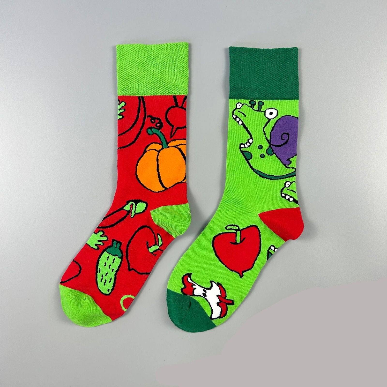 1 Pair Dynamic and trendy Crew Socks - SocksLtd