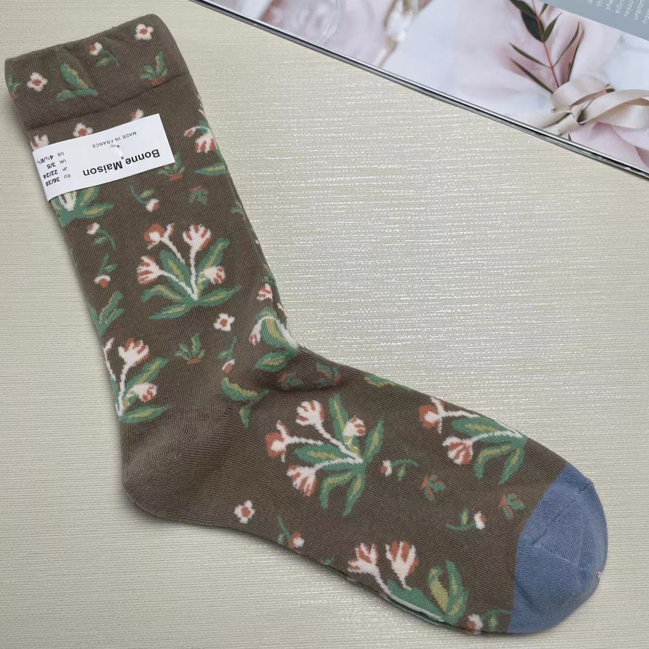 1 Pair Retro oil painting Crew Socks - SocksLtd