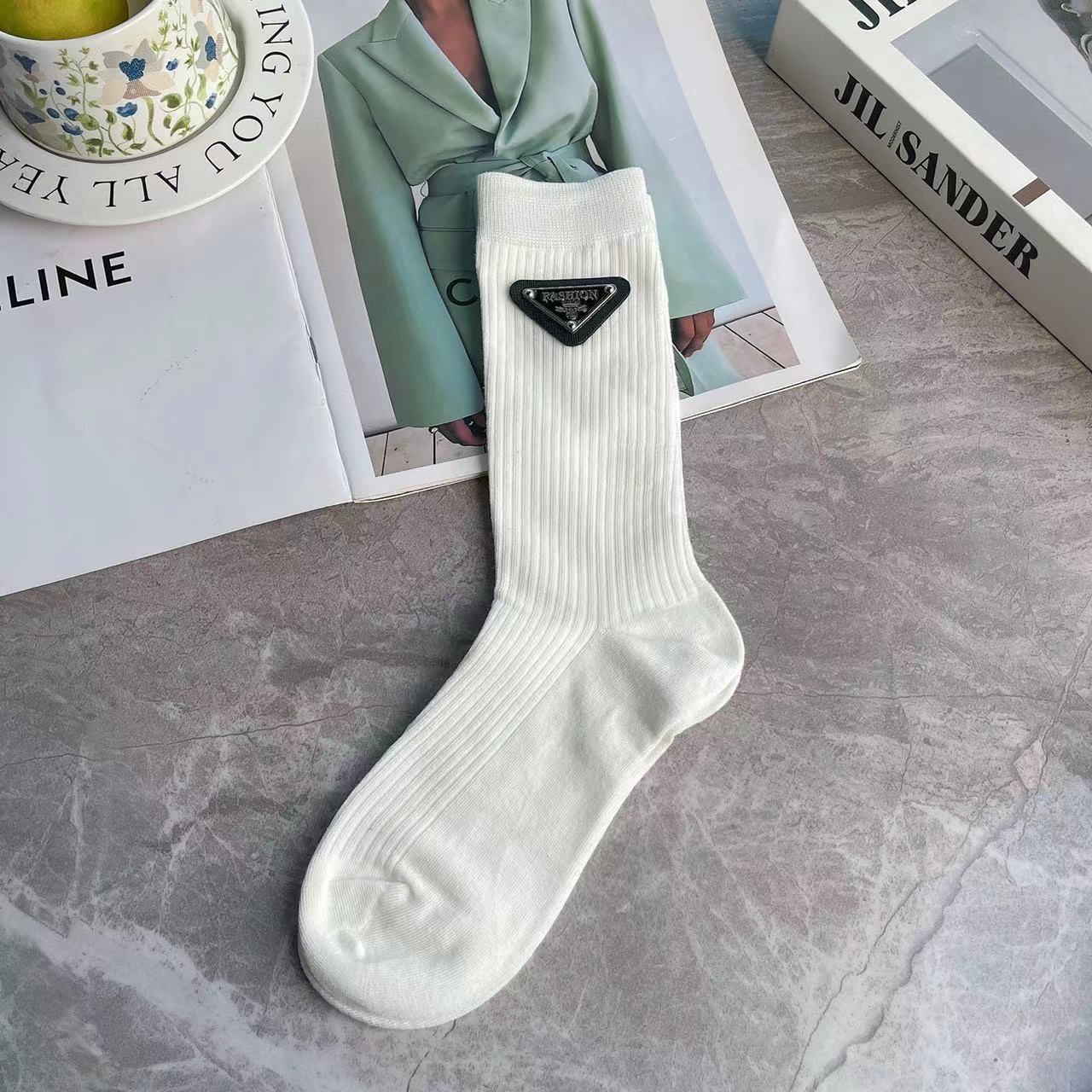 1 Pair Triangle mark Casual Crew Socks - SocksLtd