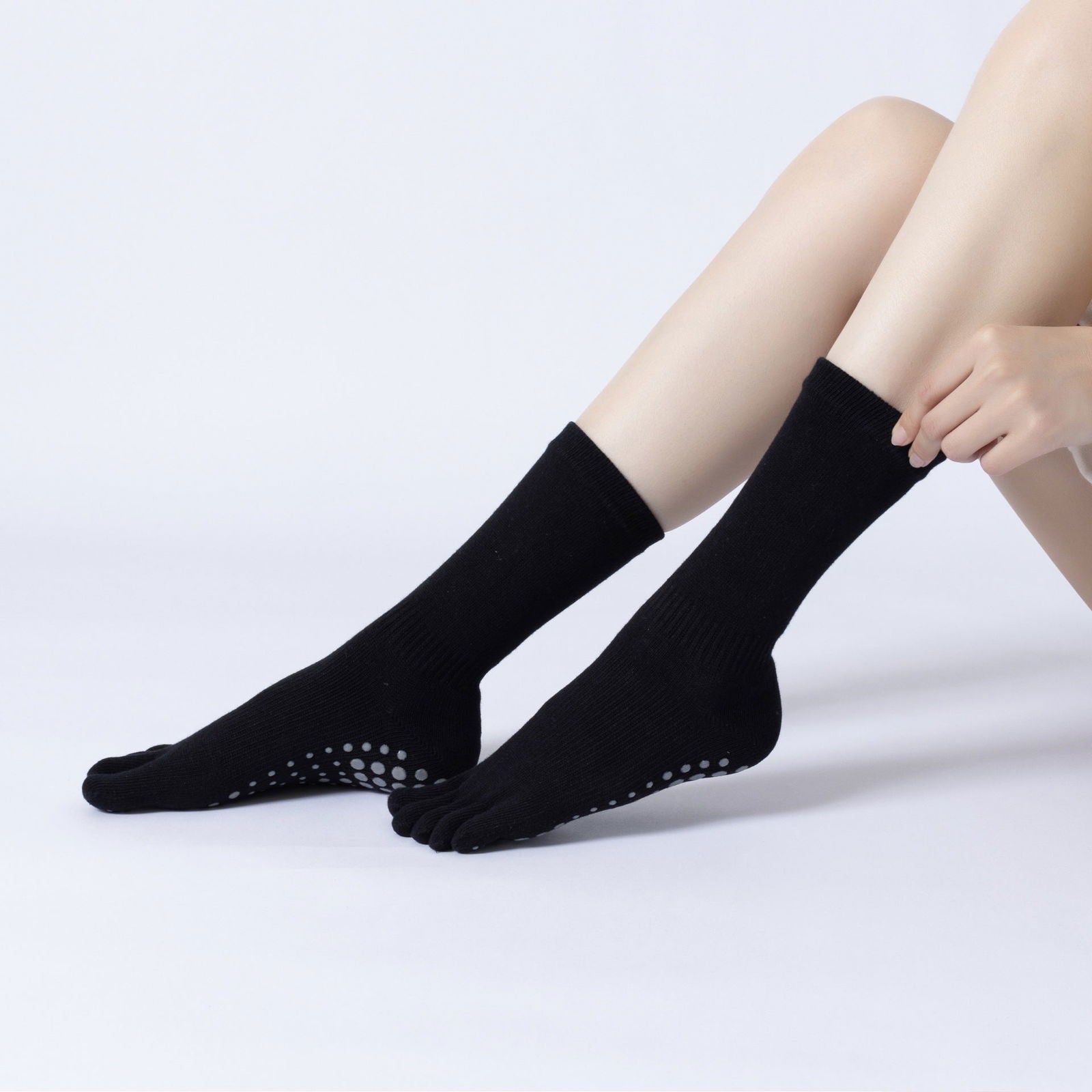 2 Pairs  Warm  anti slip Yoga Socks - SocksLtd