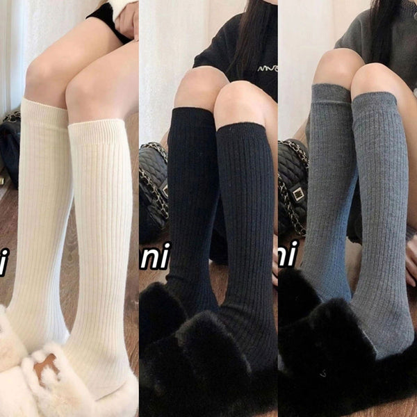 2 Pairs  Women Vertical pattern college style  Knee High Socks - SocksLtd