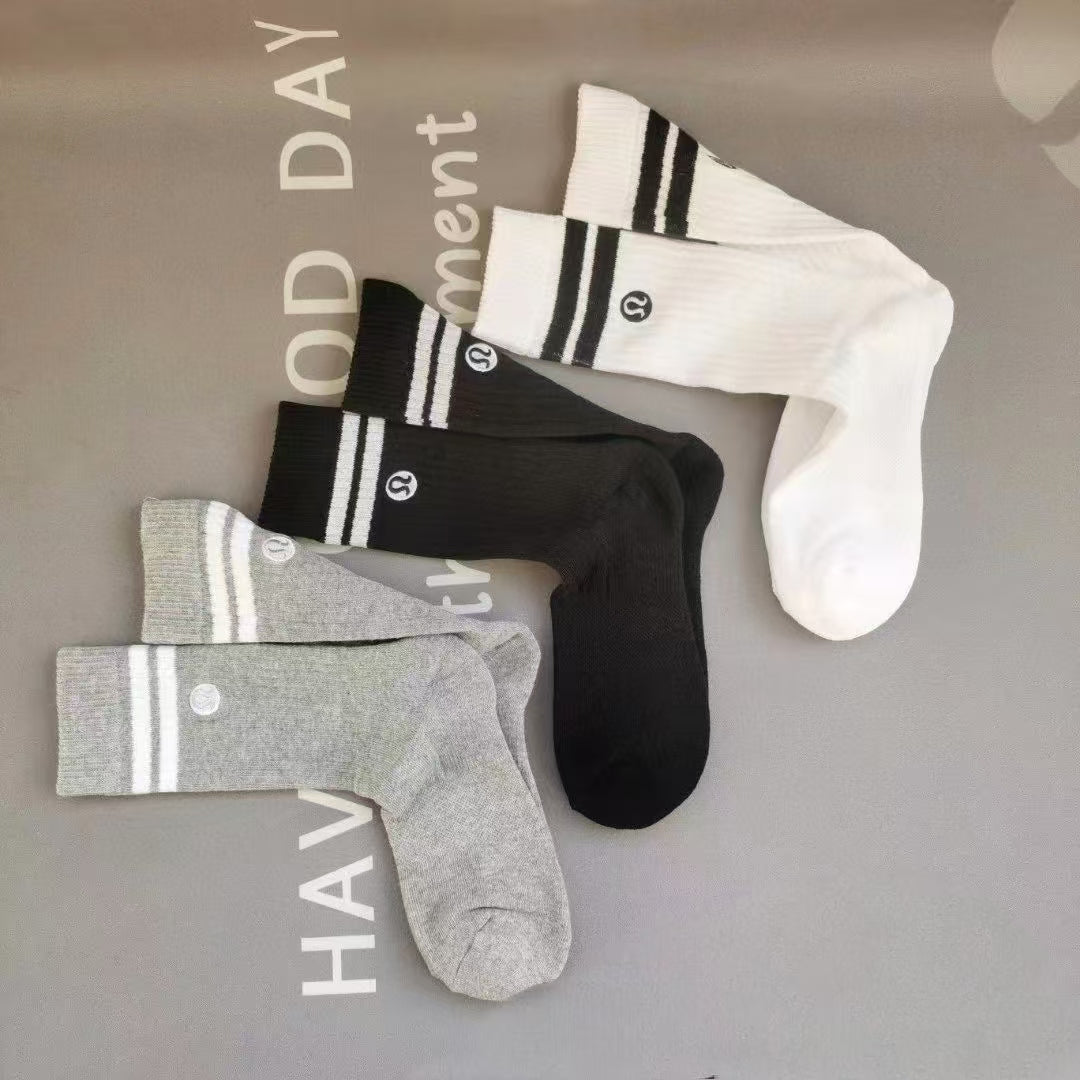 3 Pairs Fitness Embroidery Casual Crew Socks - SocksLtd