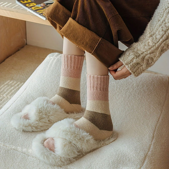 4 Pairs Thermal Warm Comfy Terry Mid Tube Crew Socks - SocksLtd
