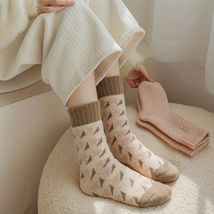 4 Pairs Thermal Warm Comfy Terry Mid Tube Crew Socks - SocksLtd