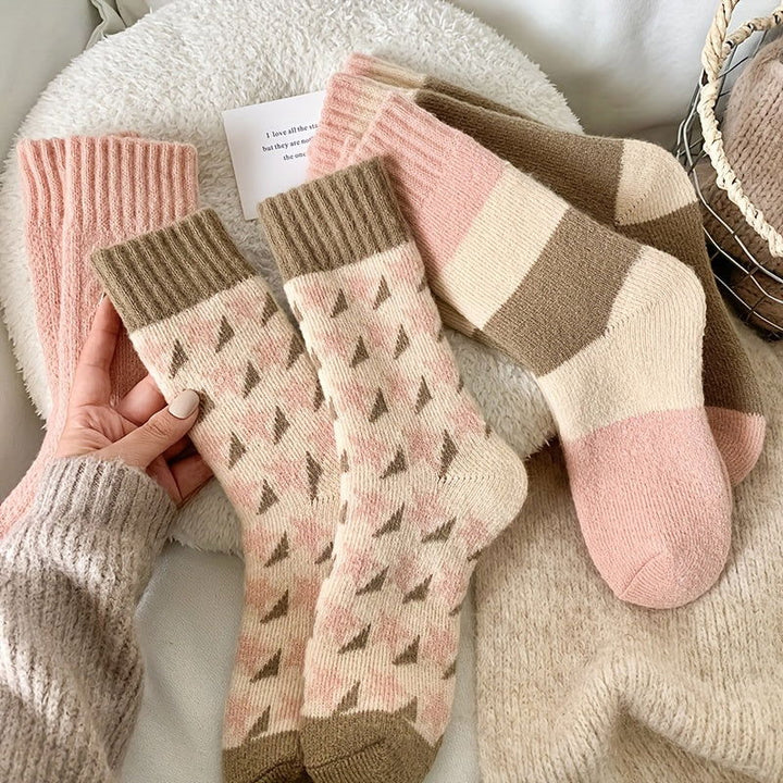 4 Pairs Thermal Warm Comfy Terry Mid Tube Crew Socks - SocksLtd