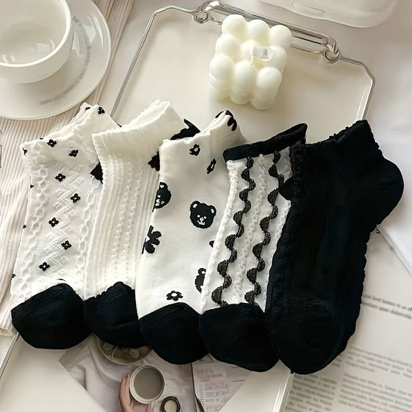 5 Pairs Elegant Lace Trim  Stylish Comfortable Ankle Socks - SocksLtd