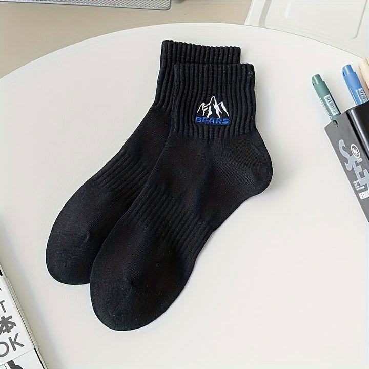 5 Pairs Men Mountain Embroidery Comfort Crew Socks - socksltd