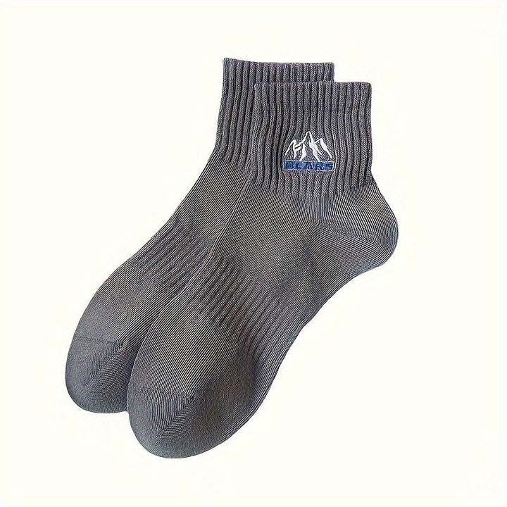 5 Pairs Men Mountain Embroidery Comfort Crew Socks - socksltd