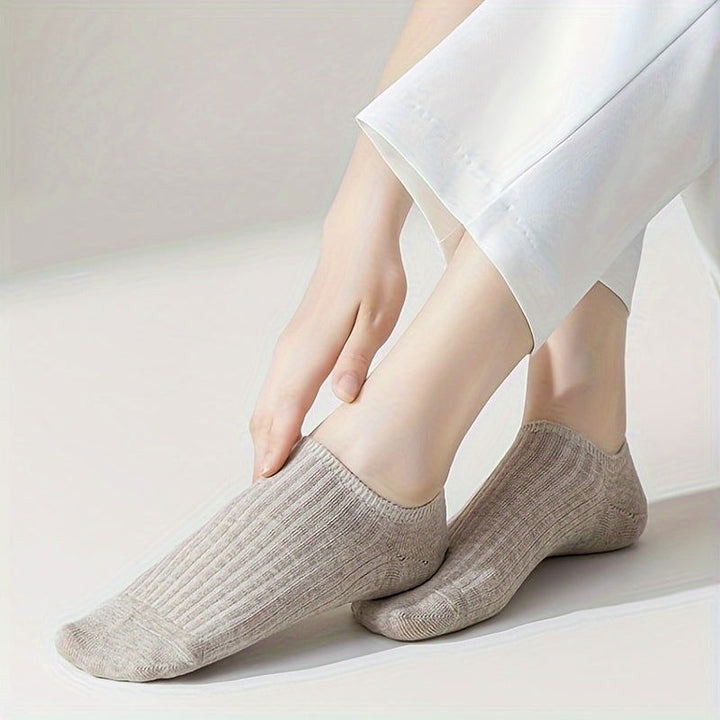 5 Pairs Solid Ribbed Comfy Simple Invisible Ankle Socks - SocksLtd