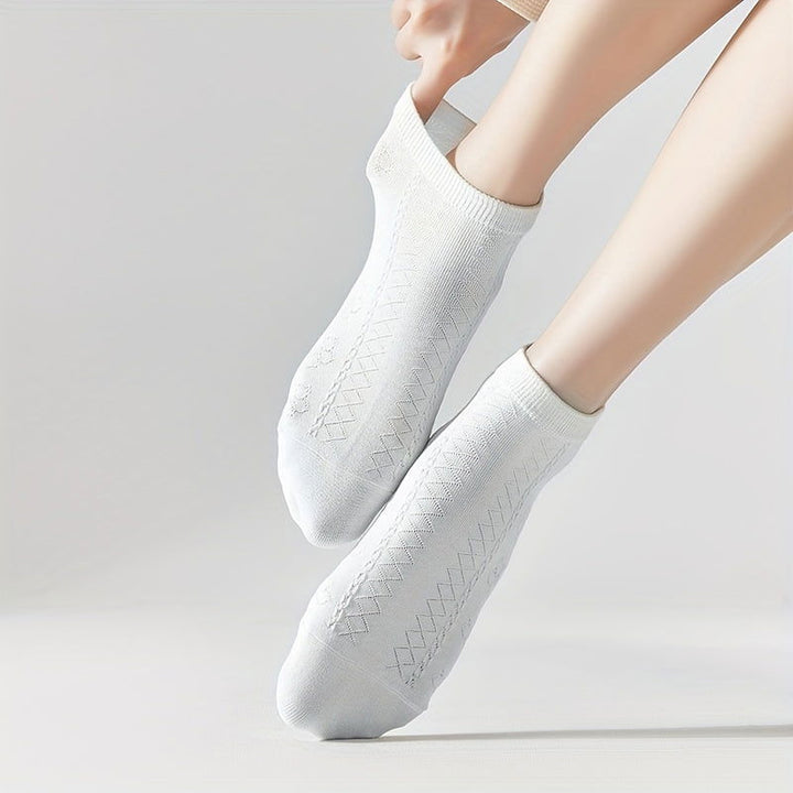 5 Pairs Textured Stylish Versatile Solid Knit Ankle Socks - SocksLtd