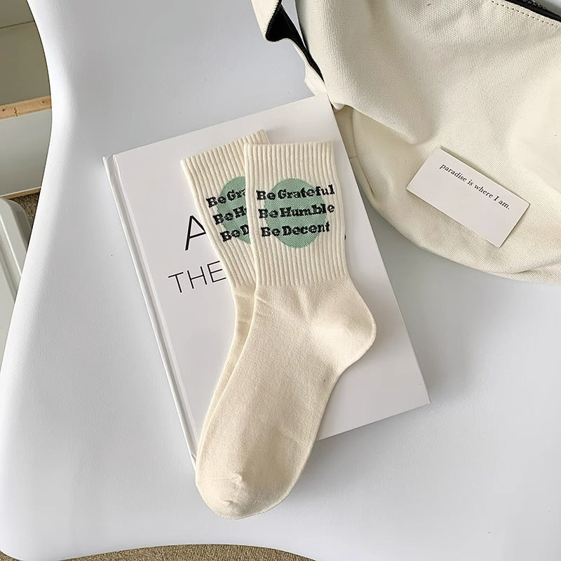 5 Pairs Versatile  alphabet Casual Socks - SocksLtd