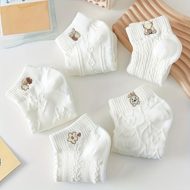 5 Pairs  Women Cute 3D Textured White Ankle Socks - SocksLtd