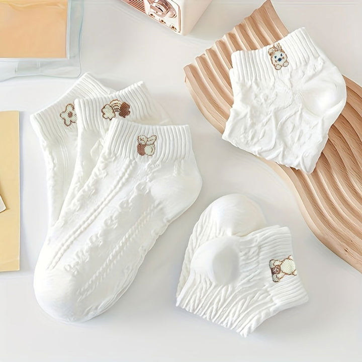 5 Pairs  Women Cute 3D Textured White Ankle Socks - SocksLtd