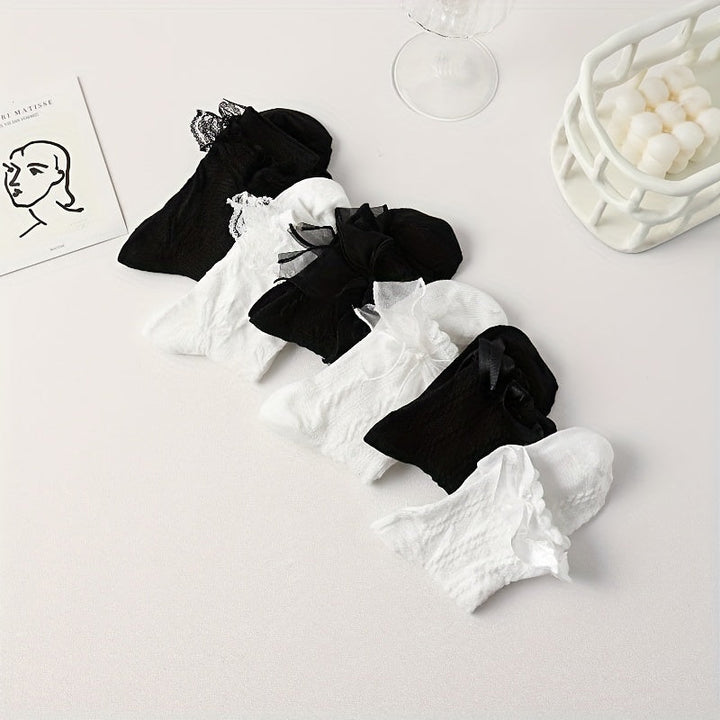 6 Pairs Women Cute Bowknot Fashionable  Crew Socks - SocksLtd