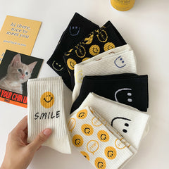 1 Pair Cartoon smiley face Crew Socks